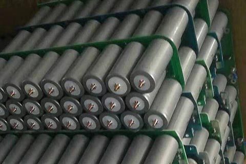 昌黎安山收废弃铁锂电池✔收废弃叉车蓄电池✔德赛电池DESAY三元锂电池回收